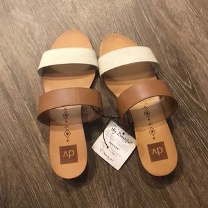 Dolce Vita Payce Sandals